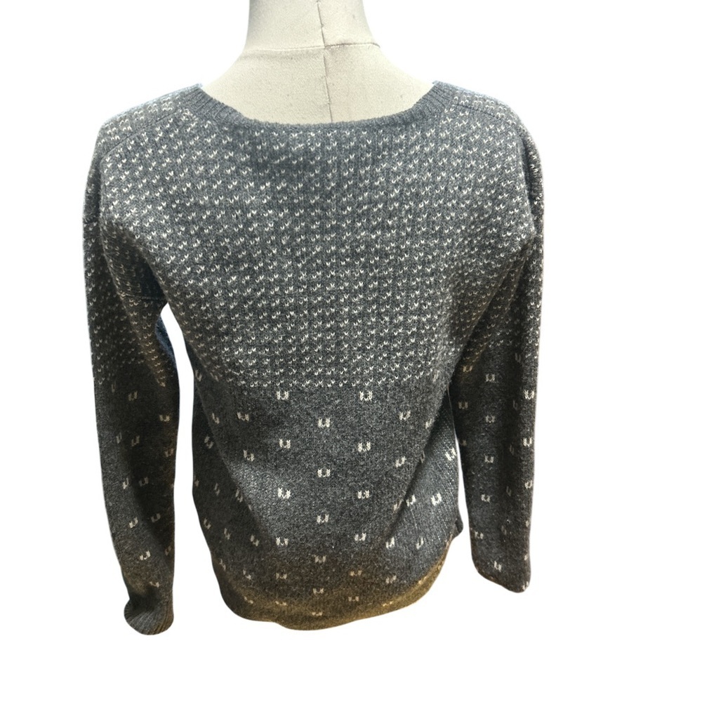 J.Crew 100% Wool Reindeer Sweater Gray White V Neck Nordic Small - Picture 9 of 9